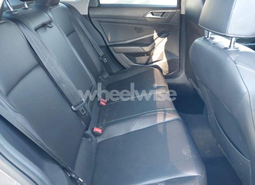 Photo 8 of 2020 Volkswagen Jetta 1.4T R-LINE/1.4T S/1.4T SE (VIN 3VWCB7BU0LM011031)