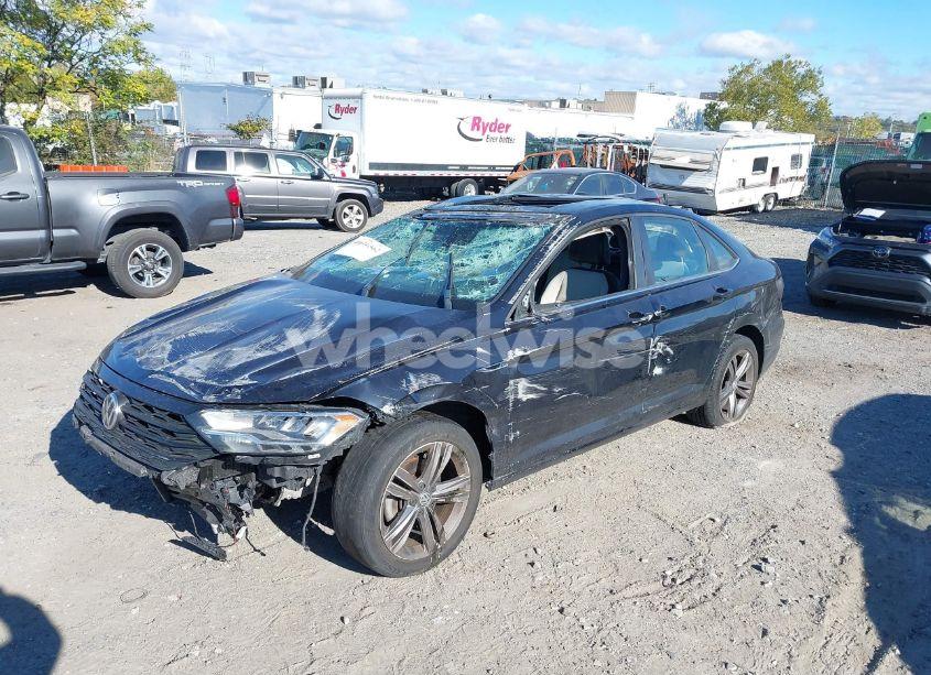 Photo 6 of 2019 Volkswagen Jetta 1.4T R-LINE/1.4T S/1.4T SE (VIN 3VWCB7BU1KM212046)