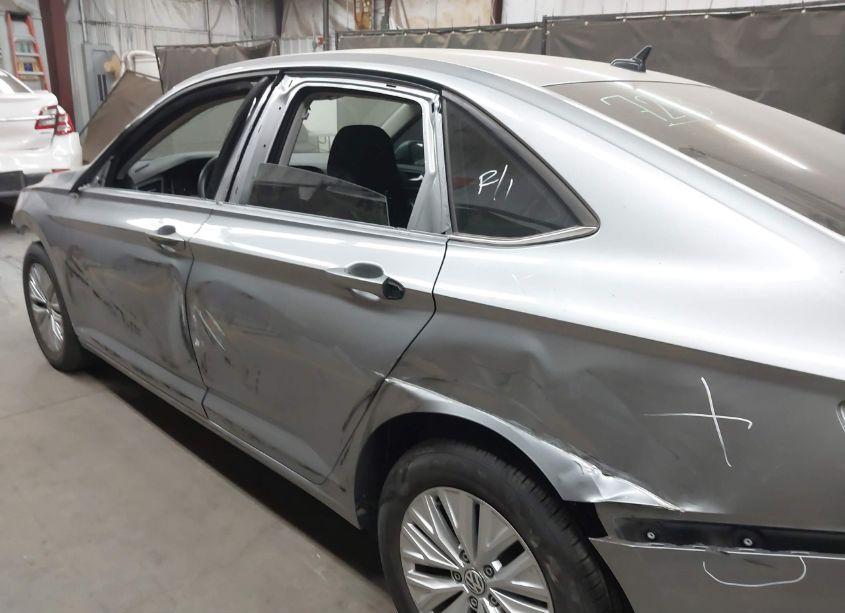 Photo 15 of 2020 Volkswagen Jetta 1.4T R-LINE/1.4T S/1.4T SE (VIN 3VWCB7BU1LM050002)