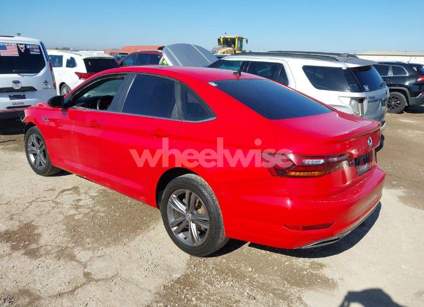 Photo 3 of 2019 Volkswagen Jetta 1.4T R-LINE/1.4T S/1.4T SE (VIN 3VWCB7BU2KM215974)