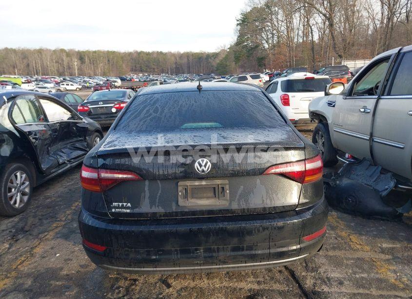 Photo 17 of 2019 Volkswagen Jetta S/SE/R-LINE (VIN 3VWCB7BU2KM246559)