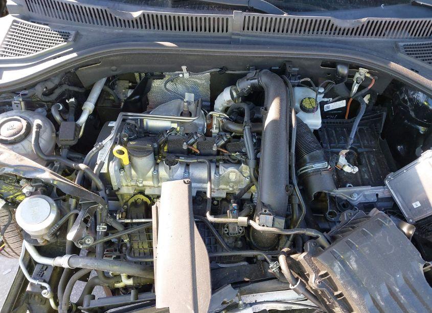 Photo 10 of 2020 Volkswagen Jetta 1.4T R-LINE/1.4T S/1.4T SE (VIN 3VWCB7BU2LM040143)