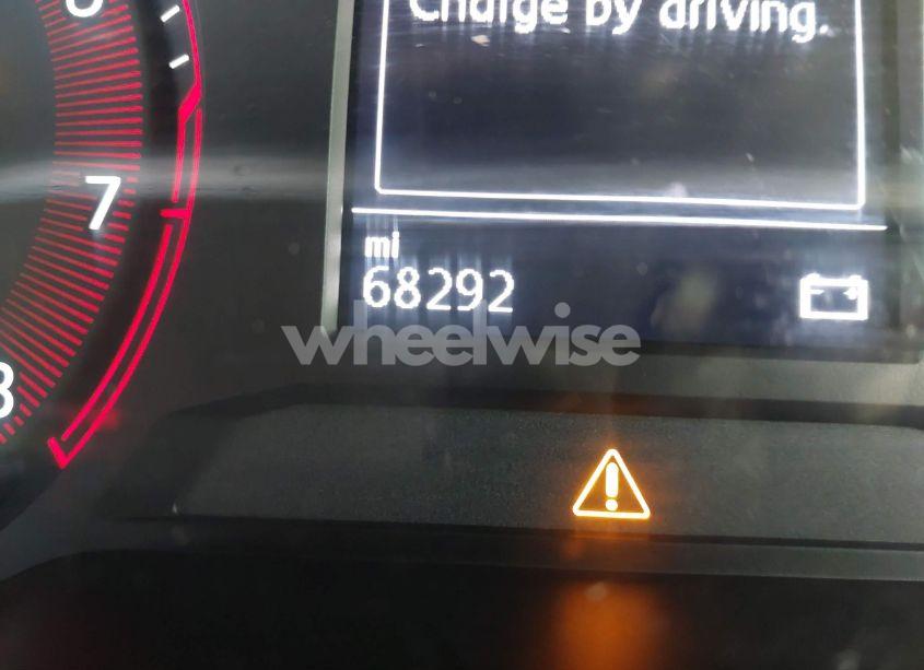 Photo 15 of 2020 Volkswagen Jetta 1.4T R-LINE/1.4T S/1.4T SE (VIN 3VWCB7BU2LM052969)