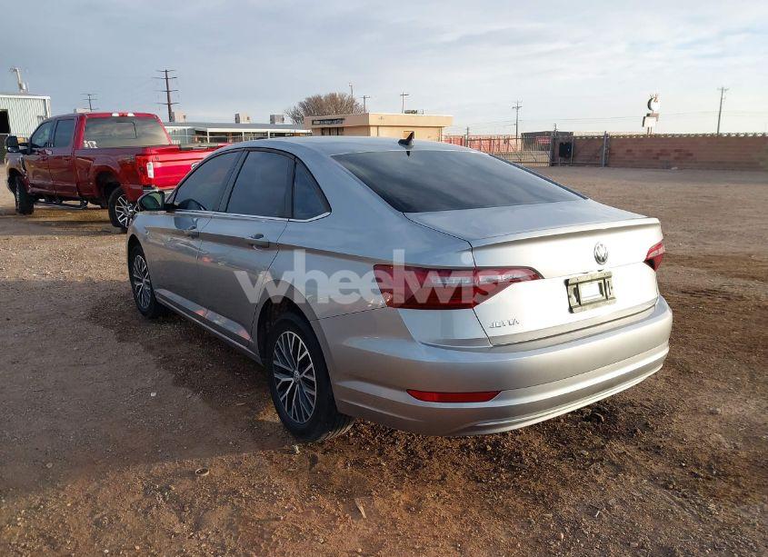 Photo 3 of 2020 Volkswagen Jetta 1.4T R-LINE/1.4T S/1.4T SE (VIN 3VWCB7BU2LM052969)