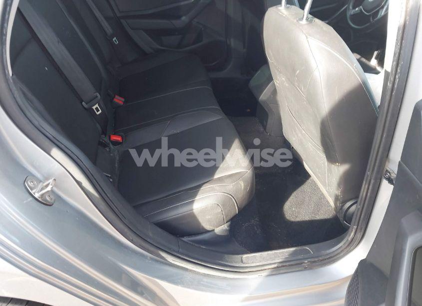 Photo 8 of 2020 Volkswagen Jetta 1.4T R-LINE/1.4T S/1.4T SE (VIN 3VWCB7BU2LM052969)