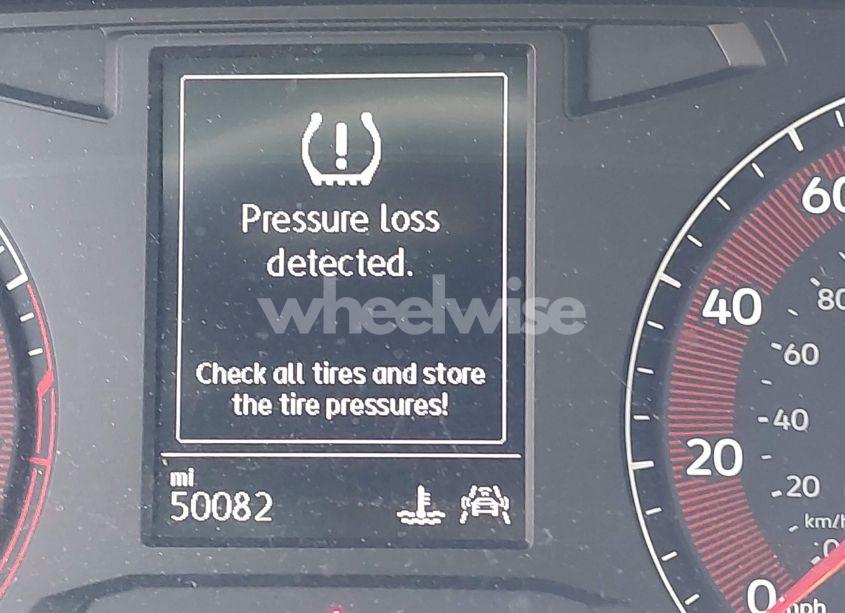 Photo 15 of 2019 Volkswagen Jetta 1.4T R-LINE/1.4T S/1.4T SE (VIN 3VWCB7BU3KM138600)