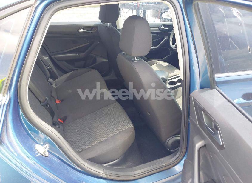 Photo 8 of 2019 Volkswagen Jetta 1.4T R-LINE/1.4T S/1.4T SE (VIN 3VWCB7BU3KM138600)