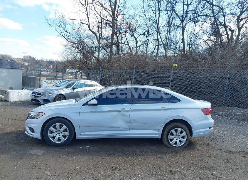 Photo 14 of 2019 Volkswagen Jetta 1.4T R-LINE/1.4T S/1.4T SE (VIN 3VWCB7BU3KM143764)