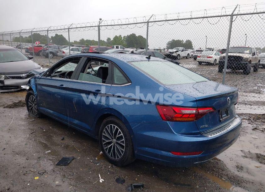 Photo 3 of 2019 Volkswagen Jetta 1.4T R-LINE/1.4T S/1.4T SE (VIN 3VWCB7BU3KM157387)