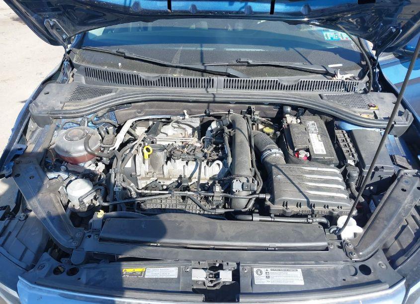 Photo 10 of 2019 Volkswagen Jetta (VIN 3VWCB7BU3KM167854)