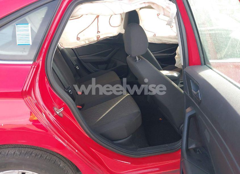 Photo 8 of 2019 Volkswagen Jetta 1.4T R-LINE/1.4T S/1.4T SE (VIN 3VWCB7BU3KM183620)