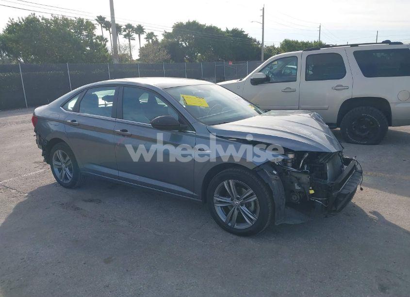 2019 Volkswagen Jetta 1.4T R-LINE/1.4T S/1.4T SE (VIN 3VWCB7BU3KM245260) main photo