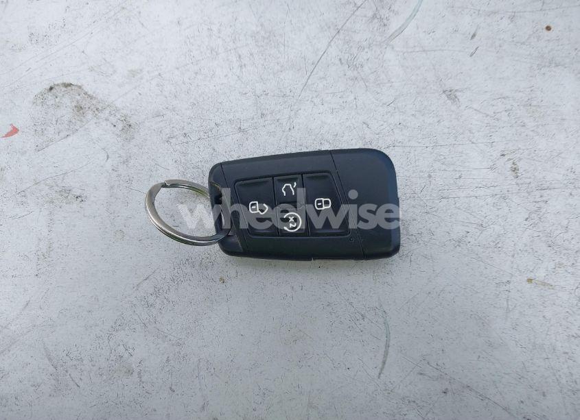 Photo 11 of 2019 Volkswagen Jetta 1.4T R-LINE/1.4T S/1.4T SE (VIN 3VWCB7BU3KM245260)