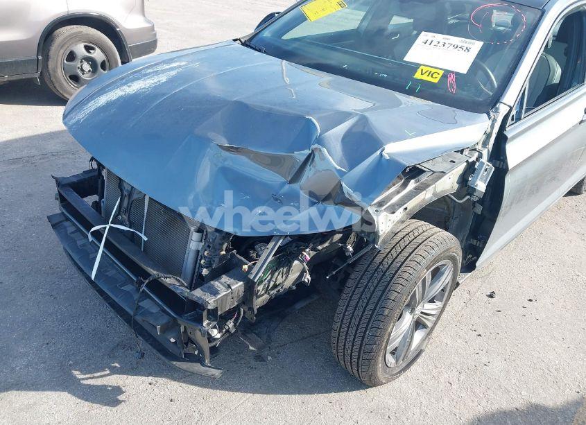 Photo 6 of 2019 Volkswagen Jetta 1.4T R-LINE/1.4T S/1.4T SE (VIN 3VWCB7BU3KM245260)