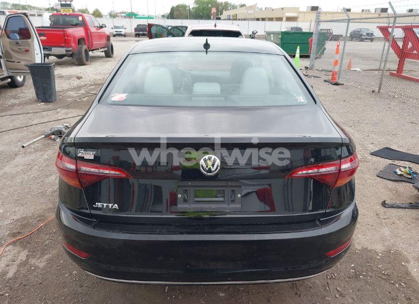 Photo 17 of 2019 Volkswagen Jetta 1.4T R-LINE/1.4T S/1.4T SE (VIN 3VWCB7BU4KM214776)