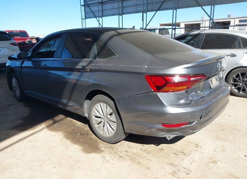 Photo 3 of 2019 Volkswagen Jetta 1.4T R-LINE/1.4T S/1.4T SE (VIN 3VWCB7BU4KM216348)