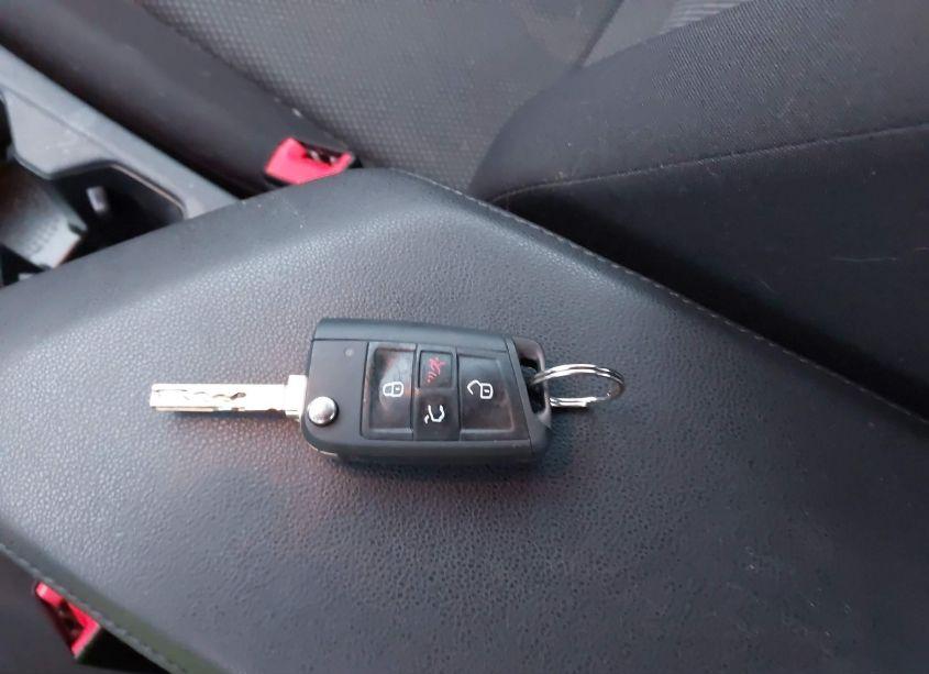 Photo 11 of 2020 Volkswagen Jetta 1.4T R-LINE/1.4T S/1.4T SE (VIN 3VWCB7BU4LM023358)