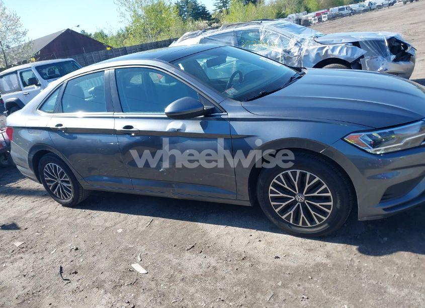 Photo 13 of 2019 Volkswagen Jetta 1.4T R-LINE/1.4T S/1.4T SE (VIN 3VWCB7BU5KM133947)