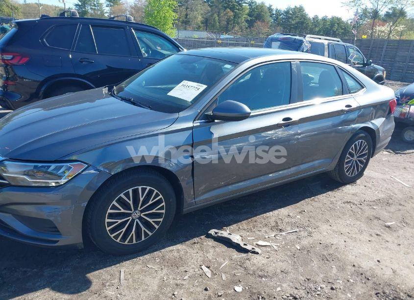 Photo 14 of 2019 Volkswagen Jetta 1.4T R-LINE/1.4T S/1.4T SE (VIN 3VWCB7BU5KM133947)