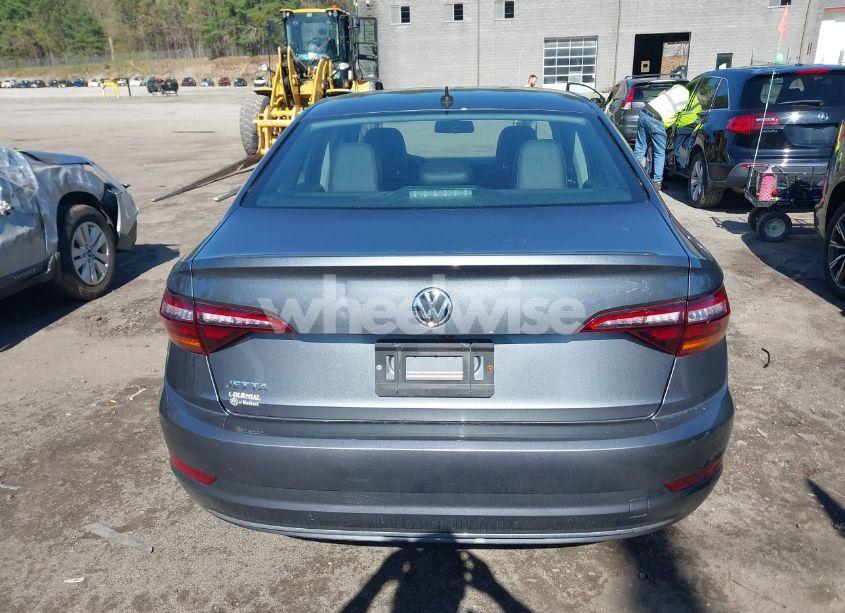 Photo 16 of 2019 Volkswagen Jetta 1.4T R-LINE/1.4T S/1.4T SE (VIN 3VWCB7BU5KM133947)
