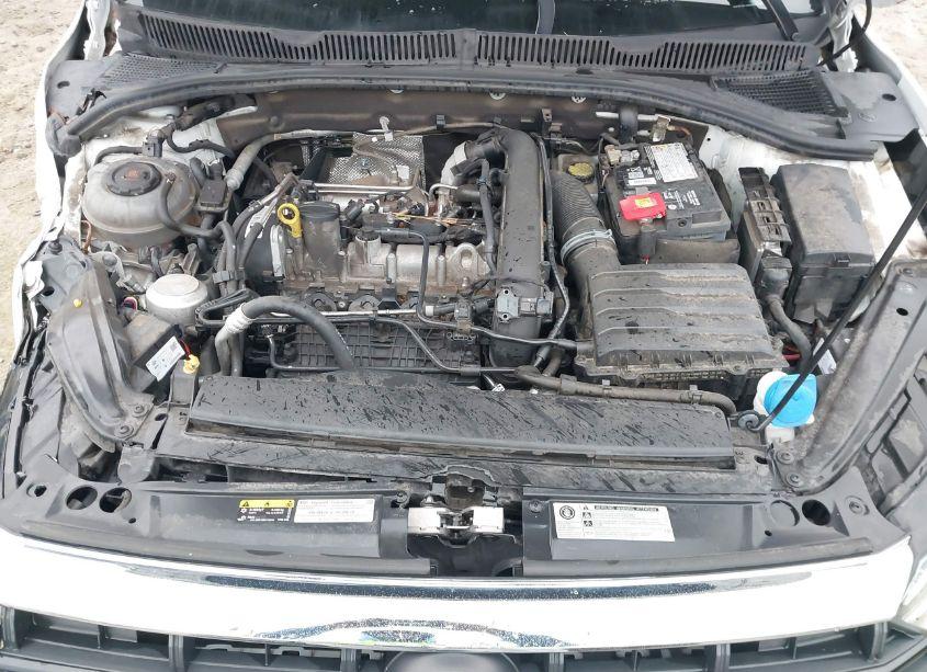 Photo 10 of 2019 Volkswagen Jetta 1.4T R-LINE/1.4T S/1.4T SE (VIN 3VWCB7BU5KM225186)