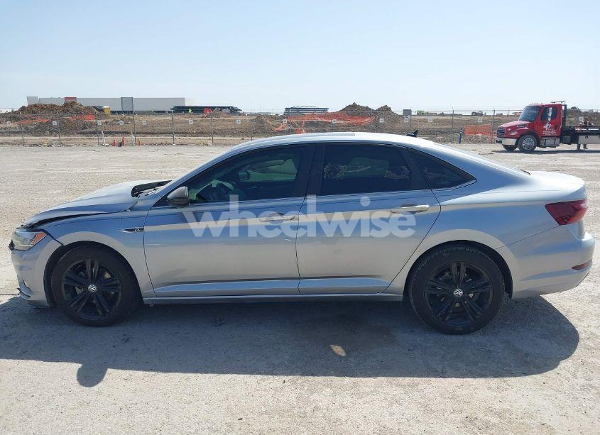 Photo 14 of 2020 Volkswagen Jetta 1.4T R-LINE/1.4T S/1.4T SE (VIN 3VWCB7BU5LM014734)