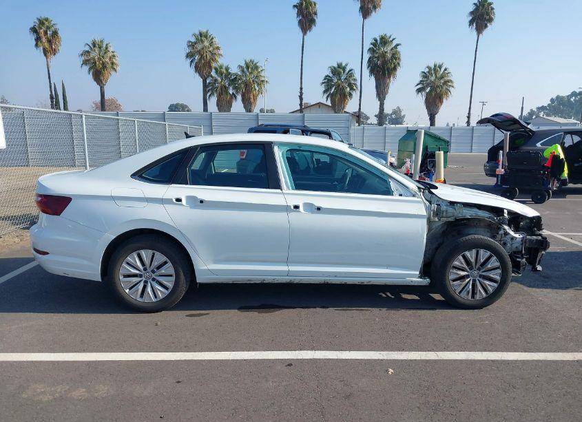 Photo 14 of 2020 Volkswagen Jetta 1.4T R-LINE/1.4T S/1.4T SE (VIN 3VWCB7BU5LM061617)