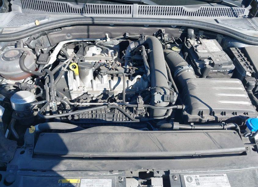 Photo 10 of 2019 Volkswagen Jetta 1.4T R-LINE/1.4T S/1.4T SE (VIN 3VWCB7BU6KM161806)