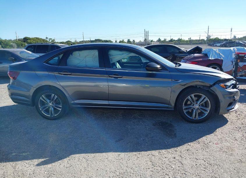 Photo 13 of 2019 Volkswagen Jetta 1.4T R-LINE/1.4T S/1.4T SE (VIN 3VWCB7BU6KM161806)