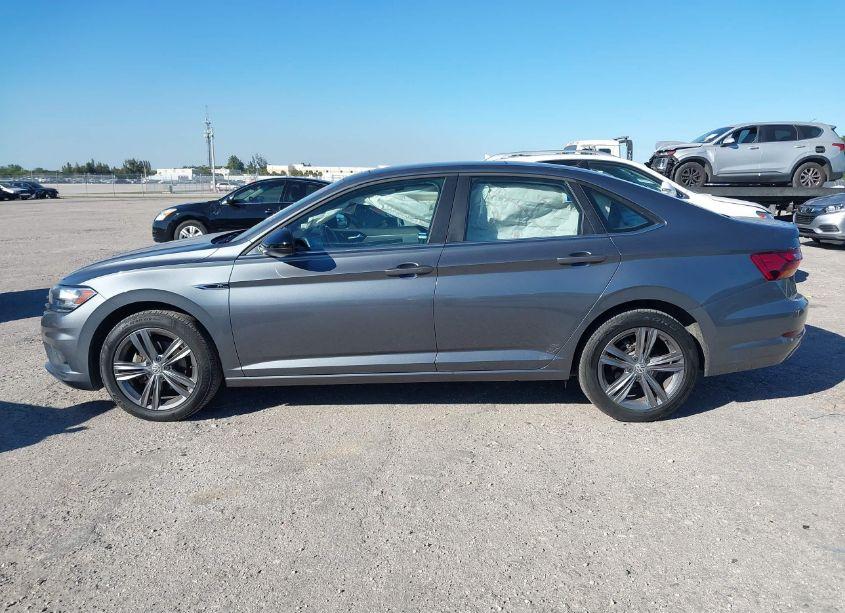 Photo 14 of 2019 Volkswagen Jetta 1.4T R-LINE/1.4T S/1.4T SE (VIN 3VWCB7BU6KM161806)