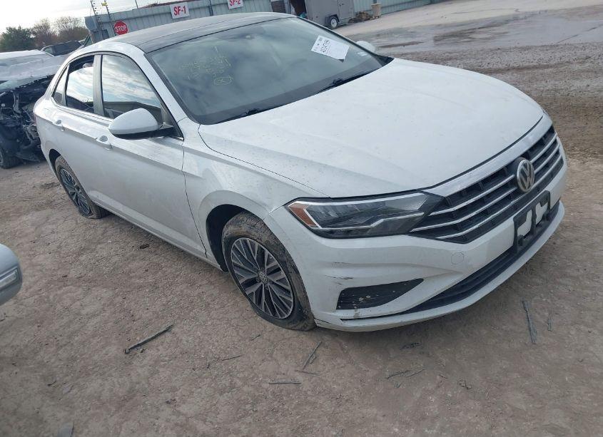 2019 Volkswagen Jetta 1.4T R-LINE/1.4T S/1.4T SE (VIN 3VWCB7BU6KM176841) main photo