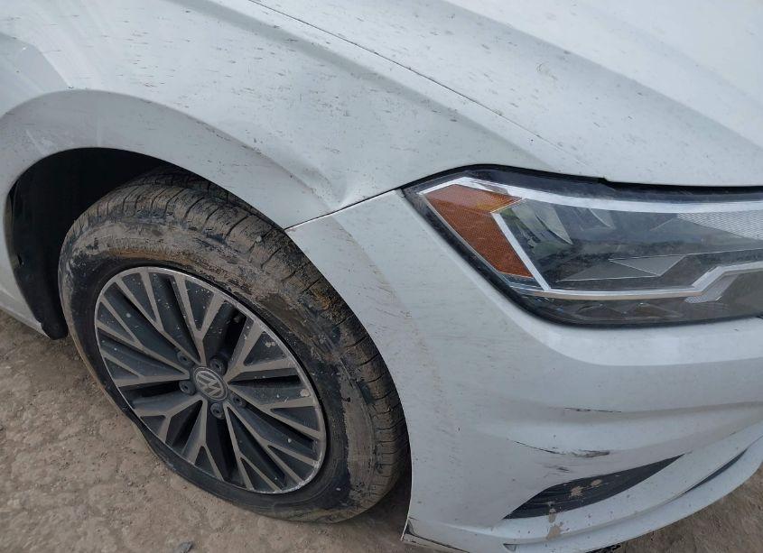 Photo 6 of 2019 Volkswagen Jetta 1.4T R-LINE/1.4T S/1.4T SE (VIN 3VWCB7BU6KM176841)