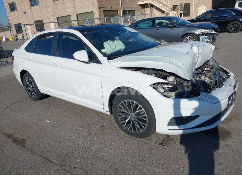 2020 Volkswagen Jetta 1.4T R-LINE/1.4T S/1.4T SE (VIN 3VWCB7BU6LM007548) main photo