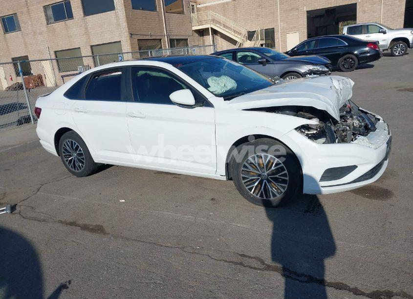 Photo 13 of 2020 Volkswagen Jetta 1.4T R-LINE/1.4T S/1.4T SE (VIN 3VWCB7BU6LM007548)