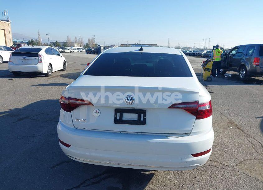 Photo 16 of 2020 Volkswagen Jetta 1.4T R-LINE/1.4T S/1.4T SE (VIN 3VWCB7BU6LM007548)