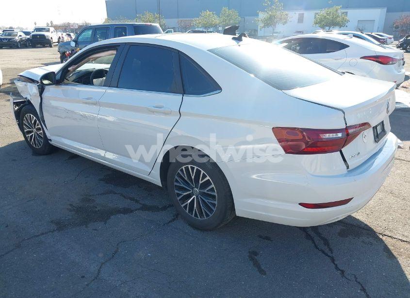 Photo 3 of 2020 Volkswagen Jetta 1.4T R-LINE/1.4T S/1.4T SE (VIN 3VWCB7BU6LM007548)