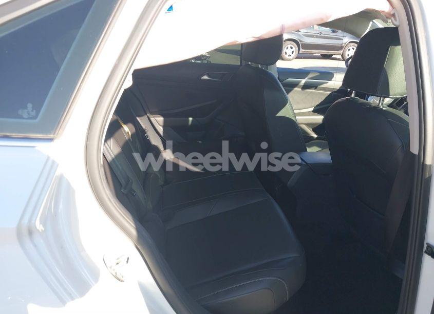 Photo 8 of 2020 Volkswagen Jetta 1.4T R-LINE/1.4T S/1.4T SE (VIN 3VWCB7BU6LM007548)