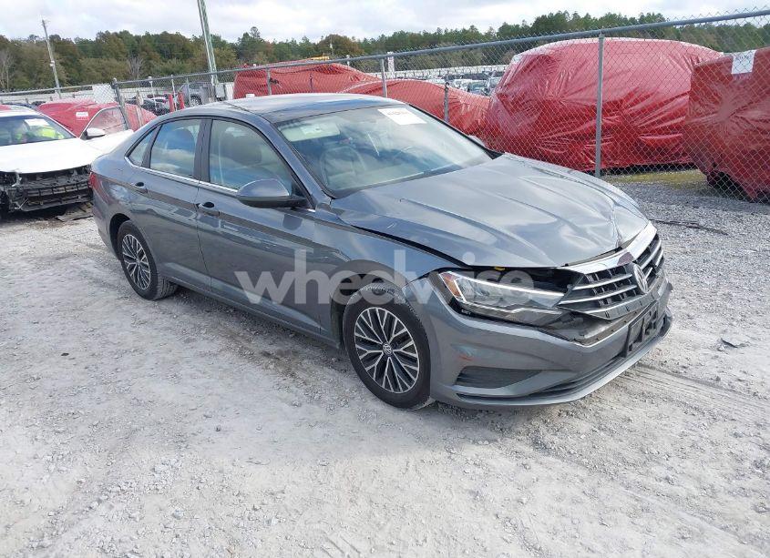 2019 Volkswagen Jetta 1.4T R-LINE/1.4T S/1.4T SE (VIN 3VWCB7BU7KM185063) main photo