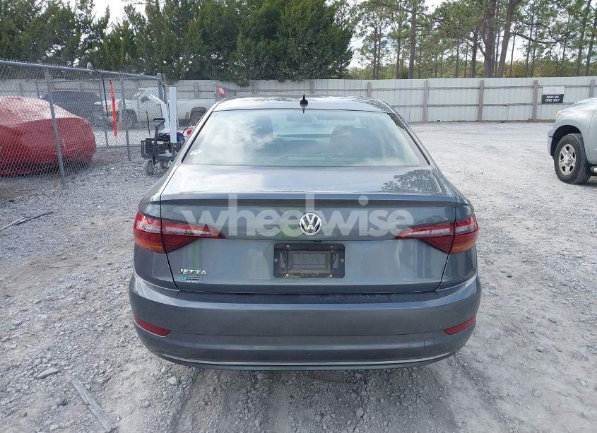 Photo 16 of 2019 Volkswagen Jetta 1.4T R-LINE/1.4T S/1.4T SE (VIN 3VWCB7BU7KM185063)