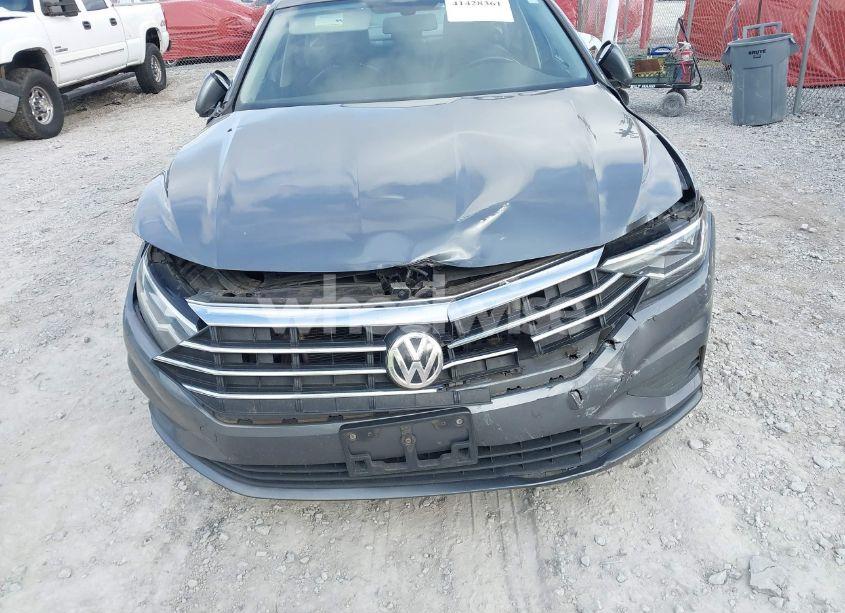 Photo 6 of 2019 Volkswagen Jetta 1.4T R-LINE/1.4T S/1.4T SE (VIN 3VWCB7BU7KM185063)