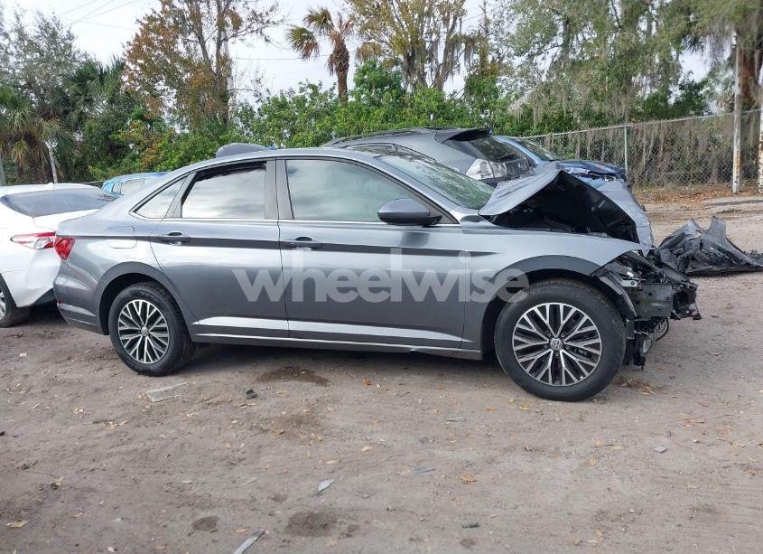 Photo 13 of 2019 Volkswagen Jetta 1.4T R-LINE/1.4T S/1.4T SE (VIN 3VWCB7BU7KM206056)