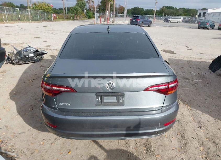 Photo 16 of 2019 Volkswagen Jetta 1.4T R-LINE/1.4T S/1.4T SE (VIN 3VWCB7BU7KM206056)