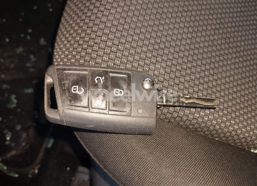 Photo 11 of 2019 Volkswagen Jetta 1.4T R-LINE/1.4T S/1.4T SE (VIN 3VWCB7BU7KM220510)