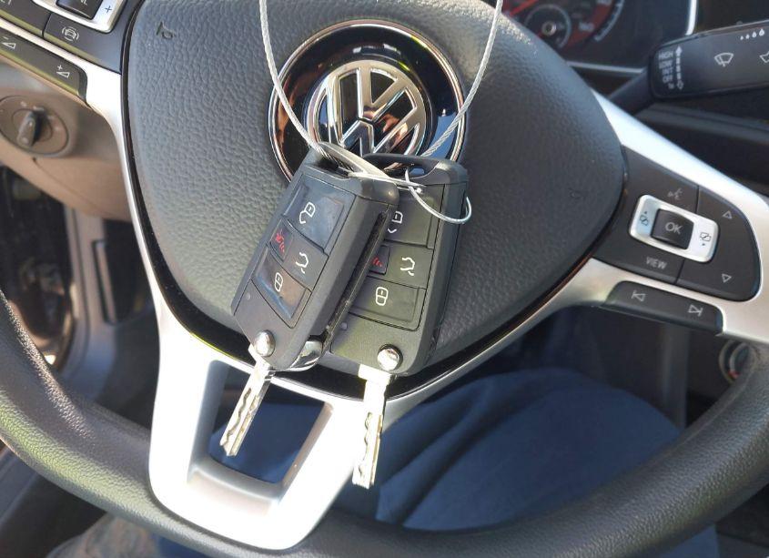 Photo 11 of 2019 Volkswagen Jetta 1.4T R-LINE/1.4T S/1.4T SE (VIN 3VWCB7BU7KM223942)