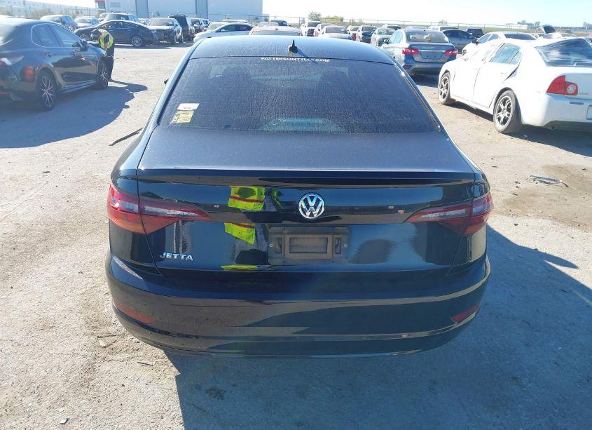 Photo 16 of 2019 Volkswagen Jetta 1.4T R-LINE/1.4T S/1.4T SE (VIN 3VWCB7BU7KM223942)