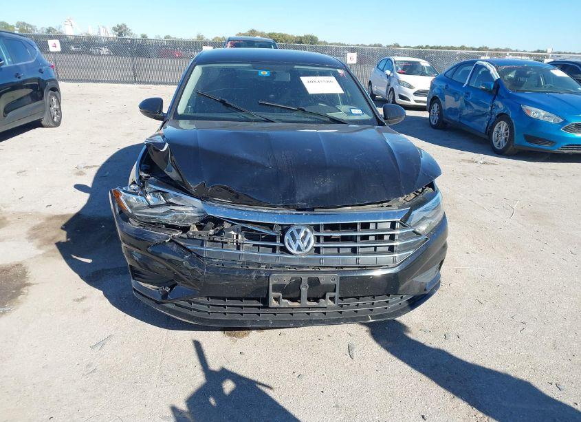 Photo 6 of 2019 Volkswagen Jetta 1.4T R-LINE/1.4T S/1.4T SE (VIN 3VWCB7BU7KM223942)