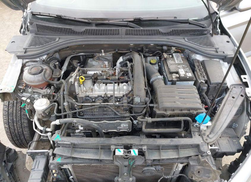Photo 10 of 2020 Volkswagen Jetta 1.4T R-LINE/1.4T S/1.4T SE (VIN 3VWCB7BU7LM006893)