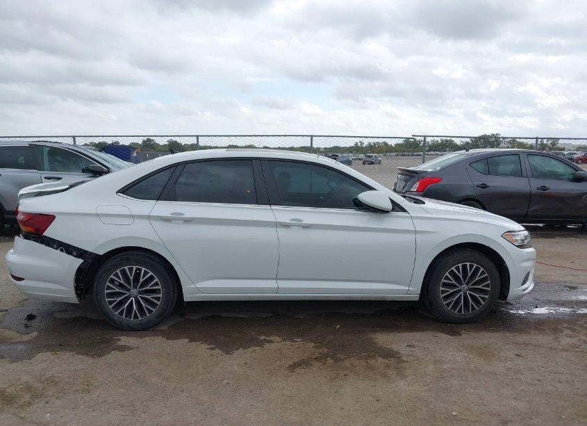 Photo 13 of 2019 Volkswagen Jetta 1.4T R-LINE/1.4T S/1.4T SE (VIN 3VWCB7BU8KM240281)