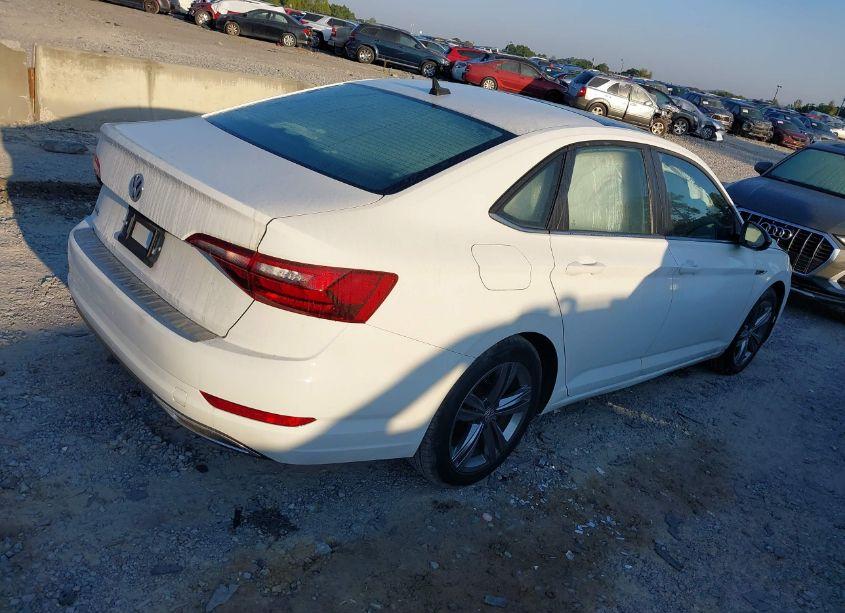 Photo 4 of 2020 Volkswagen Jetta 1.4T R-LINE/1.4T S/1.4T SE (VIN 3VWCB7BU8LM058114)