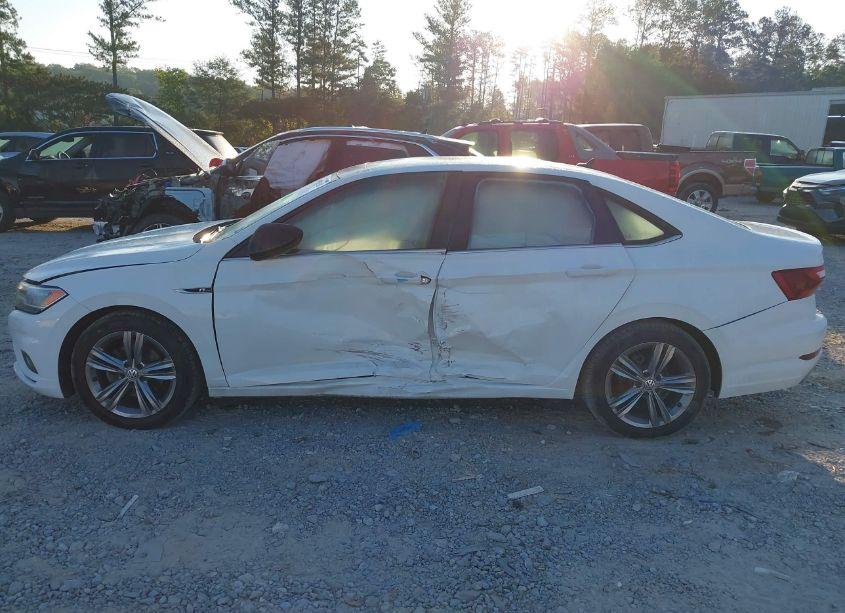 Photo 6 of 2020 Volkswagen Jetta 1.4T R-LINE/1.4T S/1.4T SE (VIN 3VWCB7BU8LM058114)